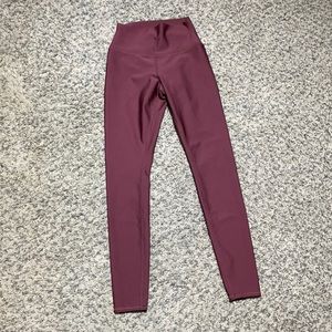 Alo Airlift Burgundy Leggings